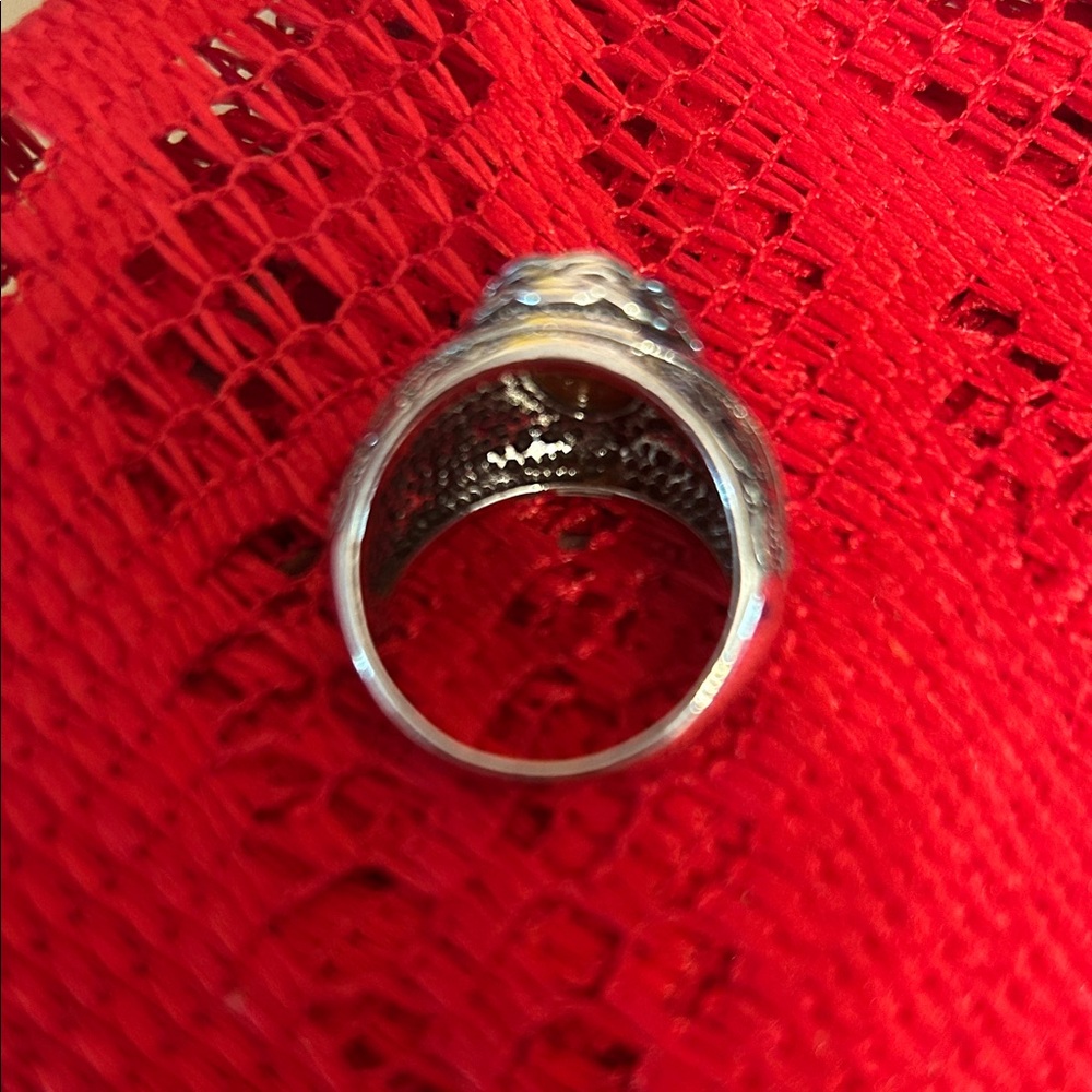 Mans Silver Ring with a tiger eye style - Picture 2 of 7